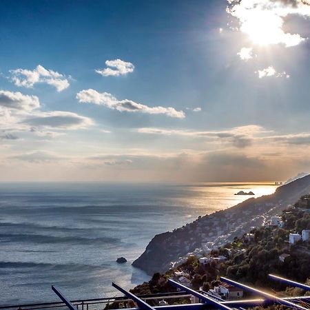Domus Teresia - Amalfi Coast Apartamento Furore Exterior foto