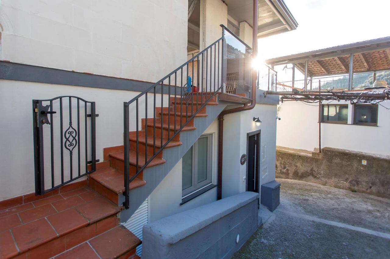Domus Teresia - Amalfi Coast Apartamento Furore Exterior foto