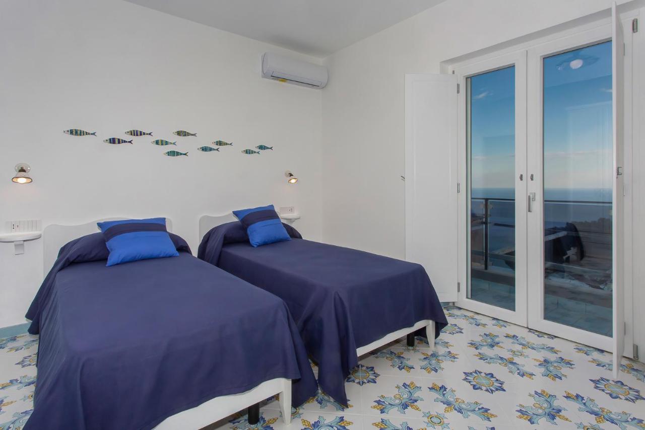 Domus Teresia - Amalfi Coast Apartamento Furore Exterior foto