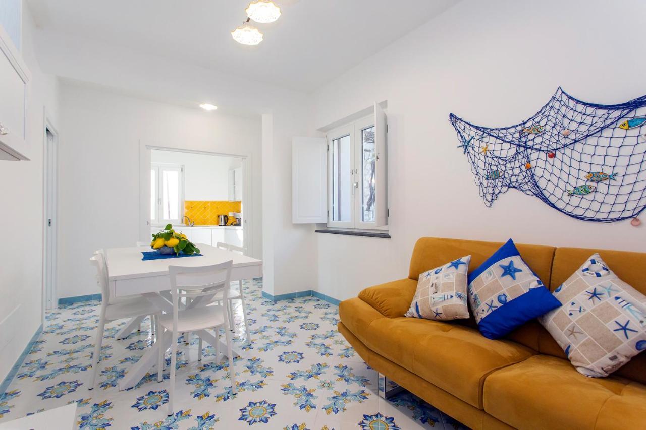 Domus Teresia - Amalfi Coast Apartamento Furore Exterior foto
