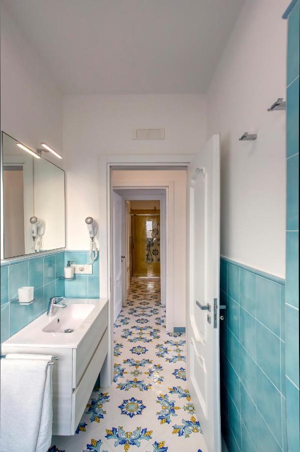 Domus Teresia - Amalfi Coast Apartamento Furore Exterior foto